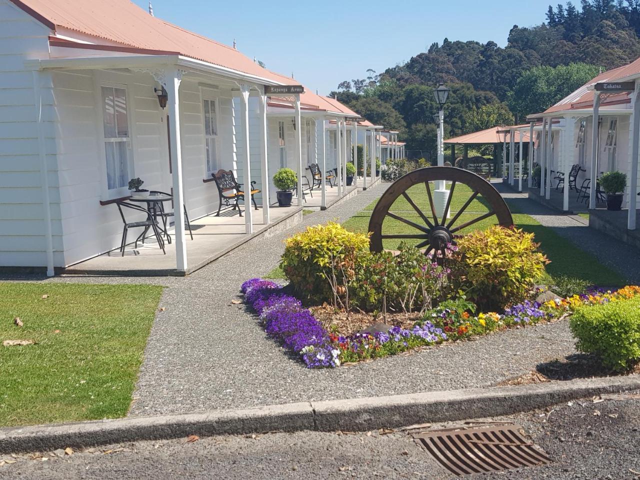 Coromandel Cottages Экстерьер фото