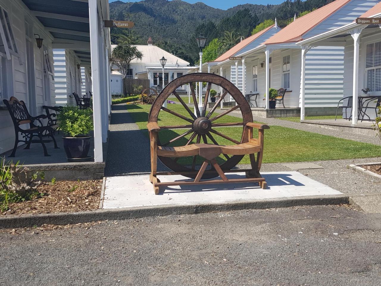 Coromandel Cottages Экстерьер фото