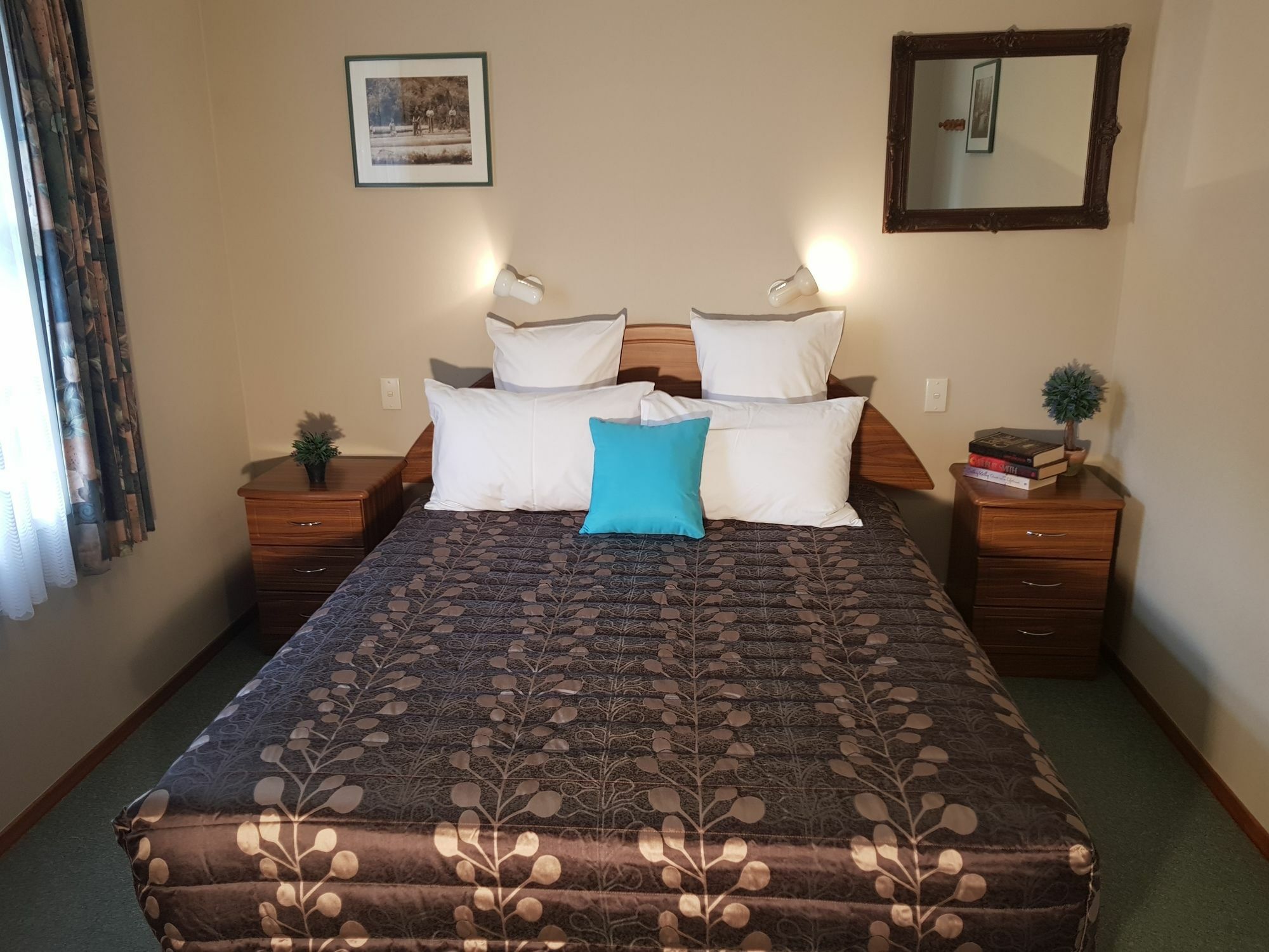 Coromandel Cottages Экстерьер фото