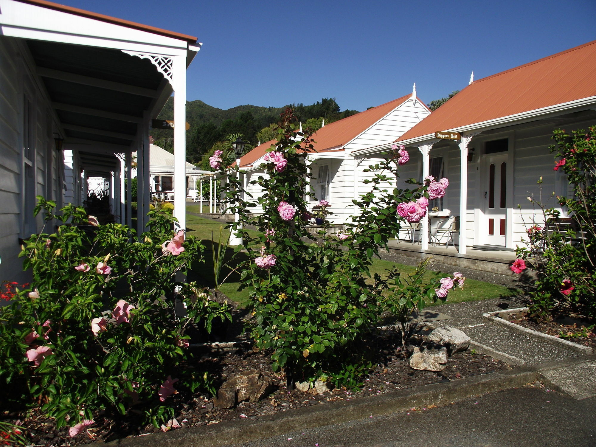 Coromandel Cottages Экстерьер фото